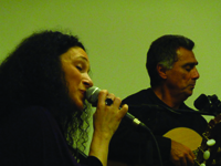 Guinga e Barbara
                                  Casini (foto Sandra Costantini)