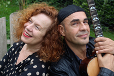 Sarah Jane Morris e
                                Antonio Forcione